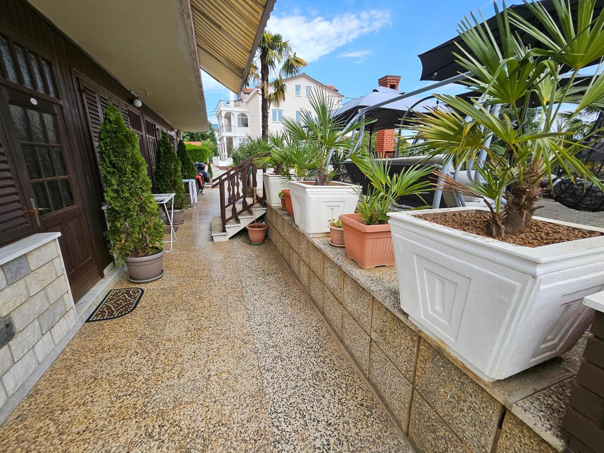 Apartments Rakovic Lovran Exterior photo