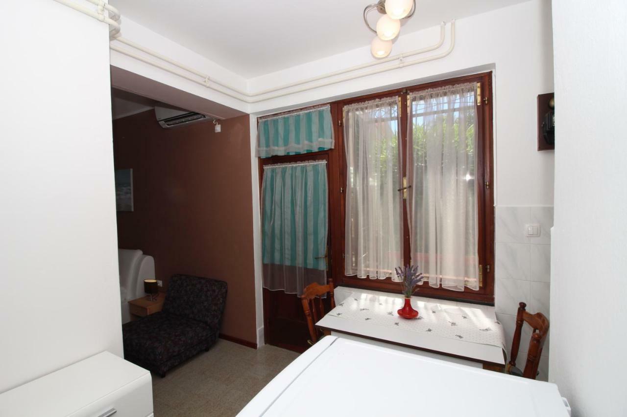 Apartments Rakovic Lovran Exterior photo